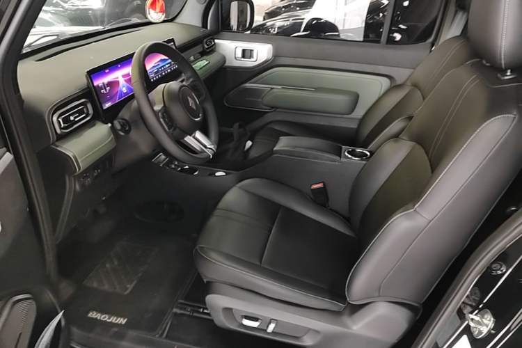 Used Baojun Spark 2023 Flagship Edition Left Front Seat