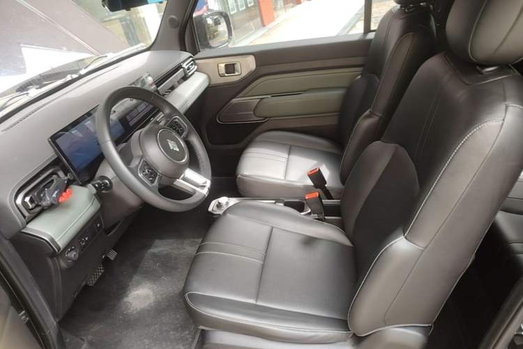 Used Baojun Spark 2023 Intelligent Premium Edition Left Front Seat