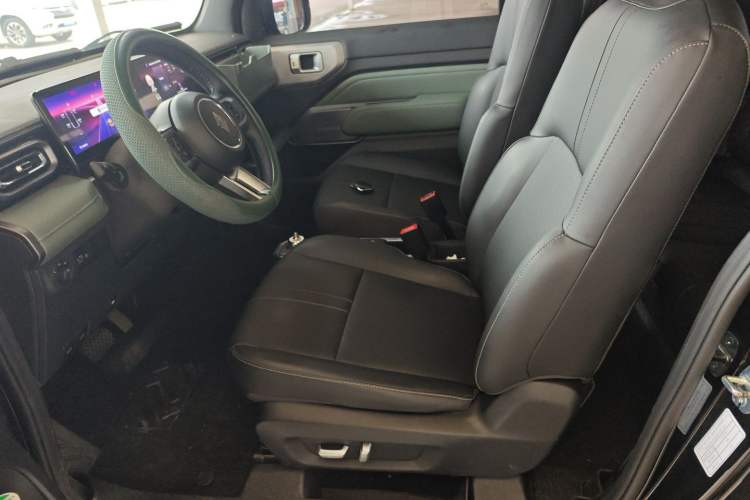 Used Baojun Spark 2023 Flagship Edition Left Front Seat
