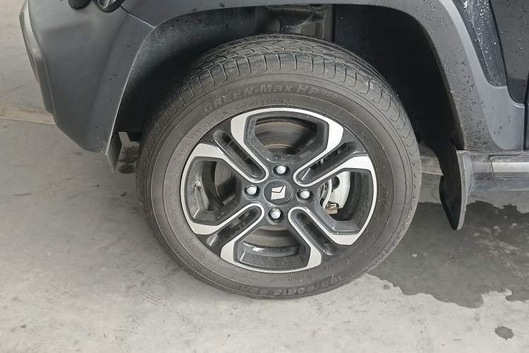 Used Baojun Spark 2023 Flagship Edition Left Front Wheel Hub