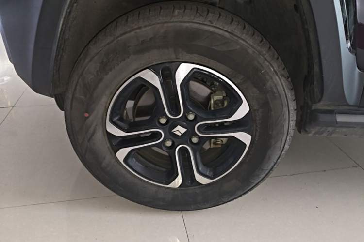 Used Baojun Spark 2023 Flagship Edition Left Front Wheel Hub