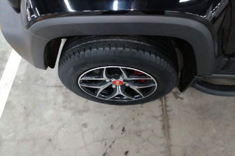 Used Baojun Spark 2023 Flagship Edition Left Front Wheel Hub