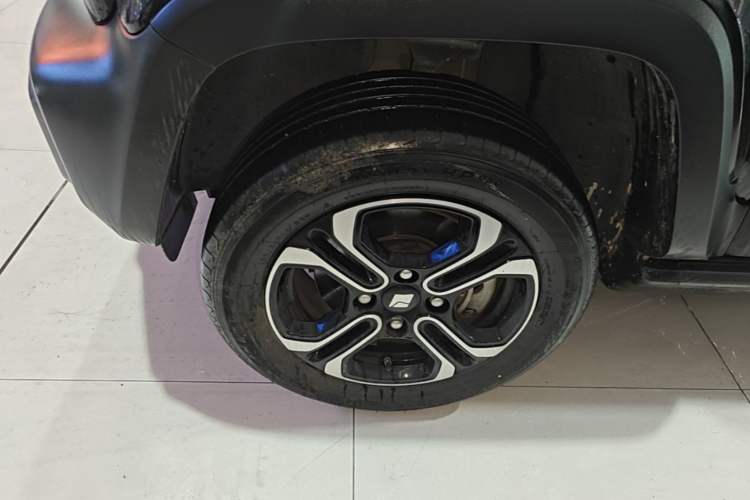 Used Baojun Spark 2023 Flagship Edition Left Front Wheel Hub