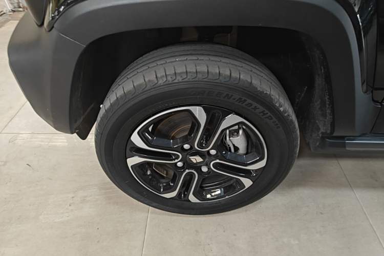 Used Baojun Spark 2023 Flagship Edition Left Front Wheel Hub