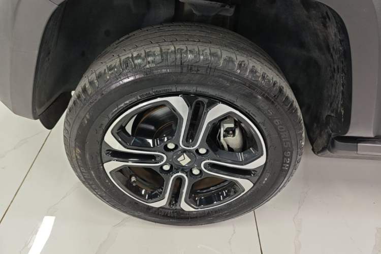 Used Baojun Spark 2023 Flagship Edition Left Front Wheel Hub