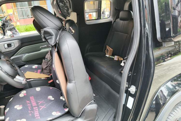 Used Baojun Spark 2023 Intelligent Premium Edition Left Rear Seat
