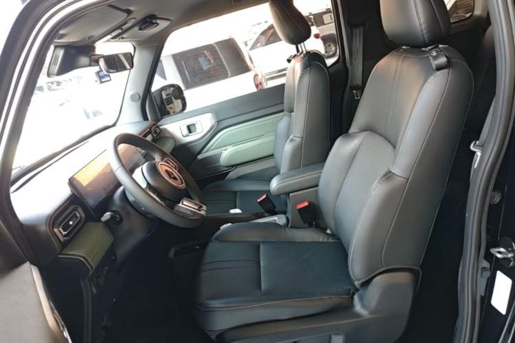 Used Baojun Spark 2023 Intelligent Premium Edition Left Rear Seat