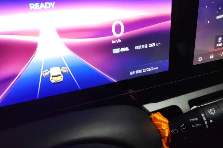 Used Baojun Spark 2023 Flagship Edition Odometer Close Up