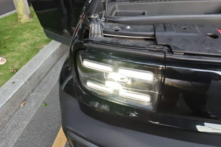 Used Baojun Spark 2023 Intelligent Premium Edition Right Front Headlight