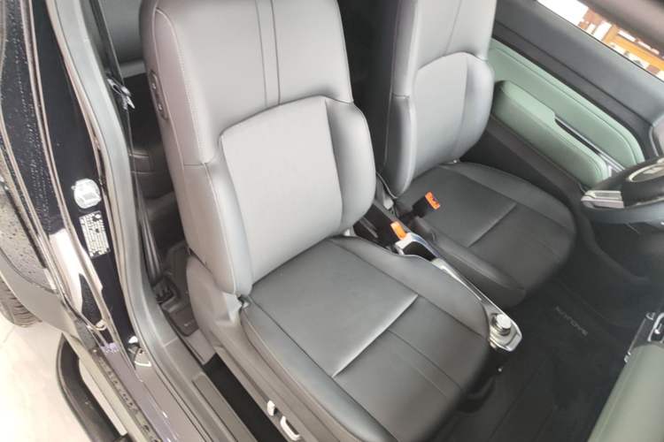 Used Baojun Spark 2023 Intelligent Premium Edition Right Front Seat