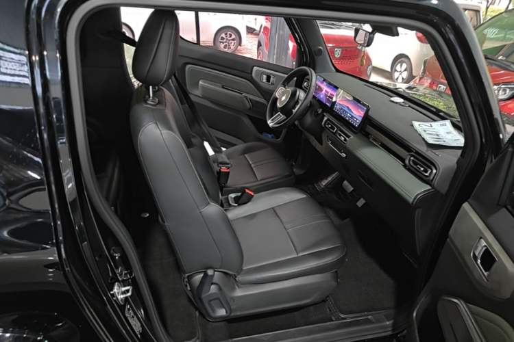 Used Baojun Spark 2023 Flagship Edition Right Front Seat