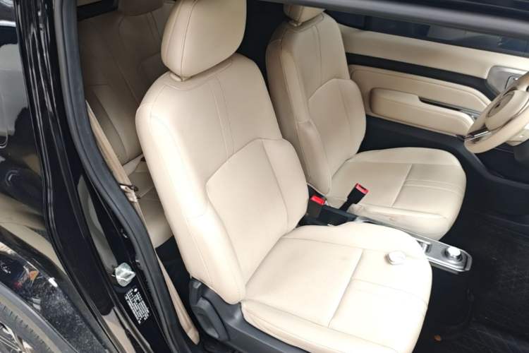 Used Baojun Spark 2023 Flagship Edition Right Front Seat