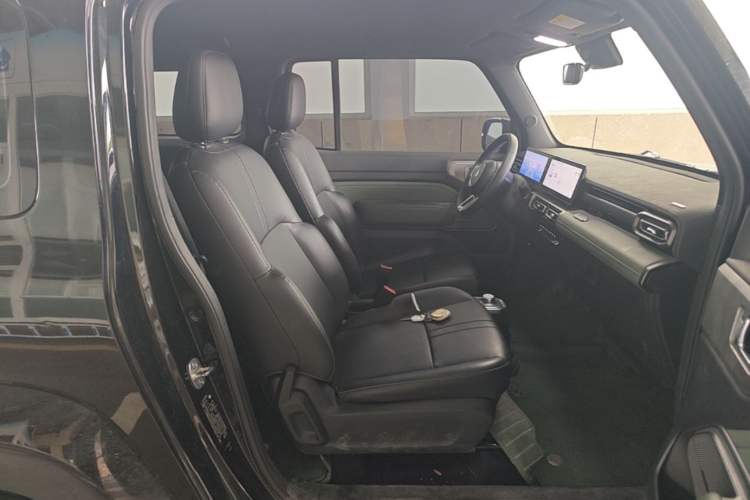 Used Baojun Spark 2023 Flagship Edition Right Front Seat
