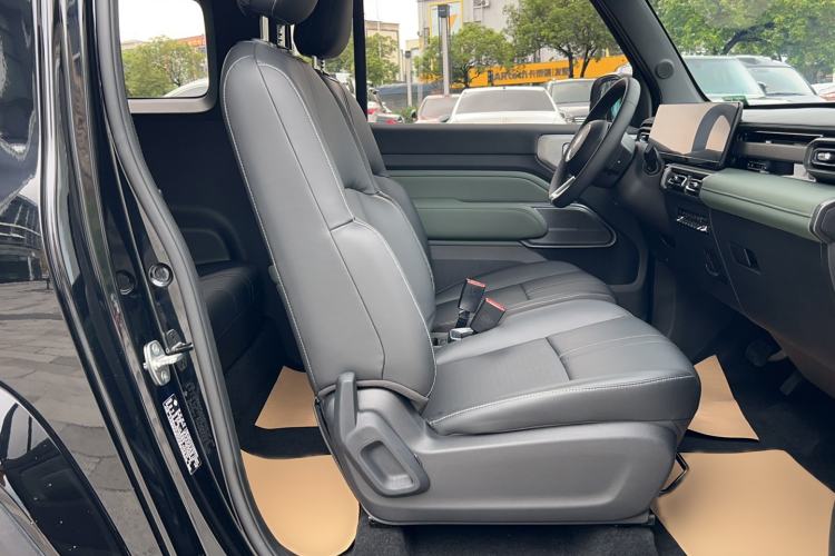 Used Baojun Spark 2023 Flagship Edition Right Front Seat