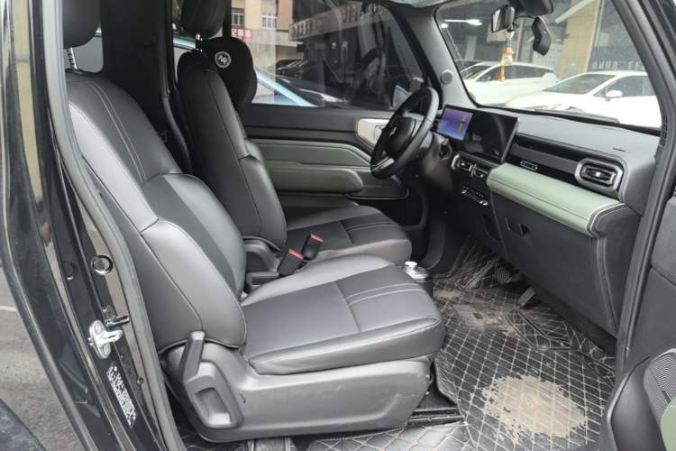 Used Baojun Spark 2023 Flagship Edition Right Front Seat