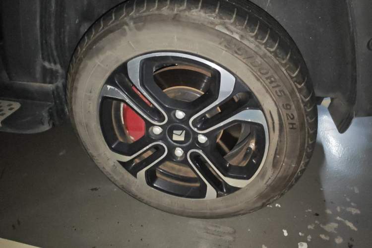Used Baojun Spark 2023 Intelligent Premium Edition Right Front Wheel Hub
