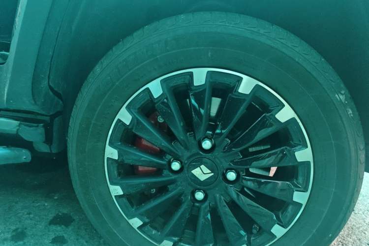 Used Baojun Spark 2023 Intelligent Premium Edition Right Front Wheel Hub