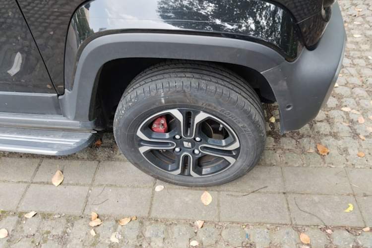Used Baojun Spark 2023 Intelligent Premium Edition Right Front Wheel Hub