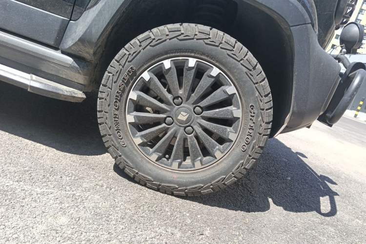 Used Baojun Spark 2023 Flagship Edition Right Front Wheel Hub