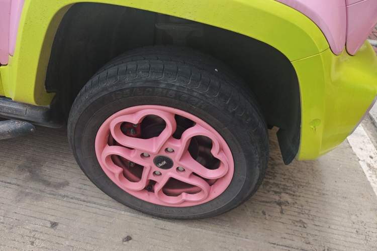 Used Baojun Spark 2023 Intelligent Premium Edition Right Front Wheel Hub