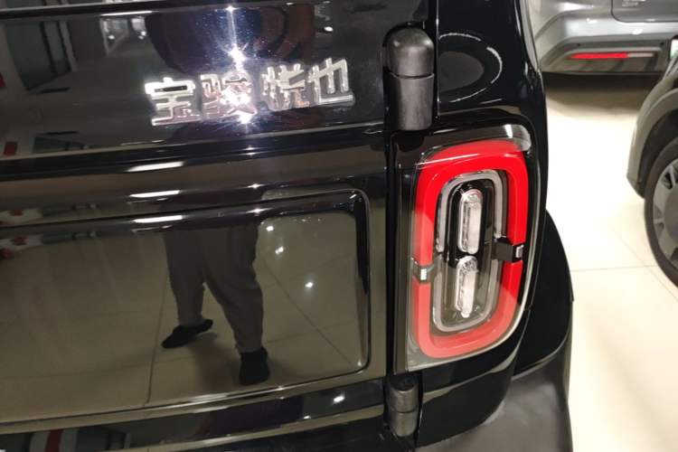 Used Baojun Spark 2023 Intelligent Premium Edition Right Rear Taillight