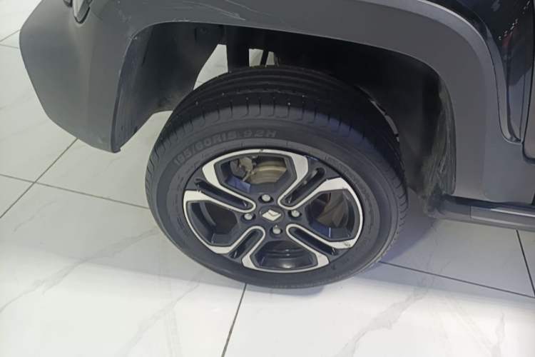 Used Baojun Spark 2023 Flagship Edition Right Rear Wheel Hub