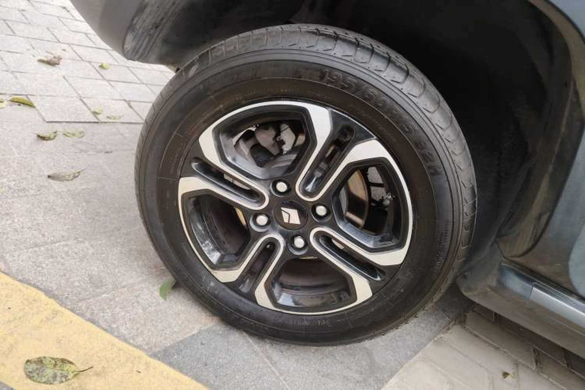 Used Baojun Spark 2023 Flagship Edition Right Rear Wheel Hub