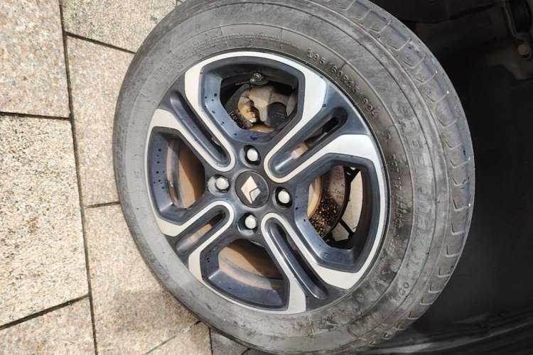 Used Baojun Spark 2023 Intelligent Premium Edition Right Rear Wheel Hub