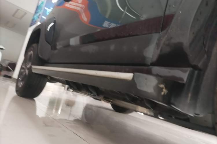 Used Baojun Spark 2023 Flagship Edition Right Side Sill