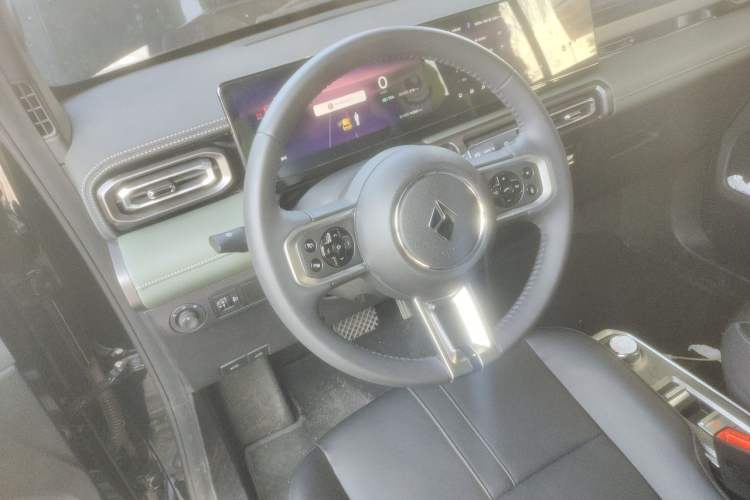 Used Baojun Spark 2023 Intelligent Premium Edition Steering Wheel