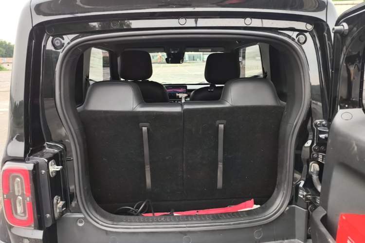Used Baojun Spark 2023 Flagship Edition Trunk