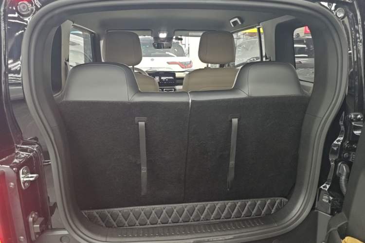 Used Baojun Spark 2023 Flagship Edition Trunk