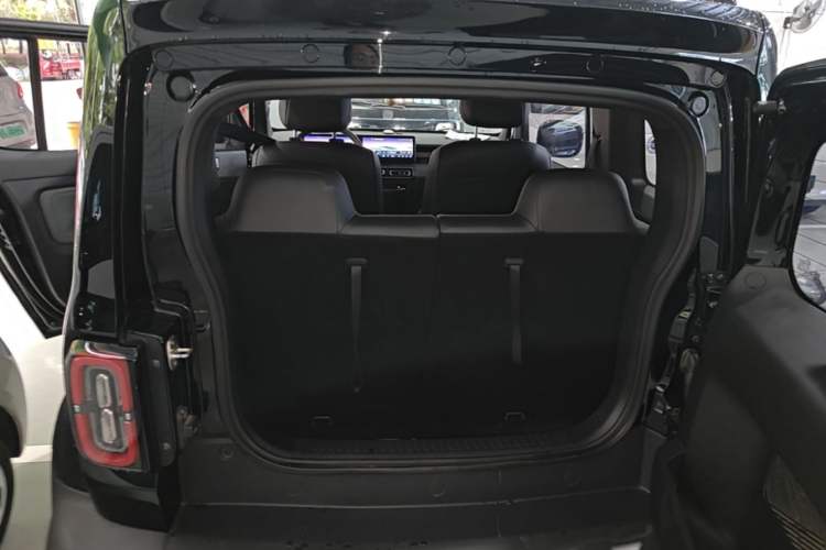 Used Baojun Spark 2023 Flagship Edition Trunk