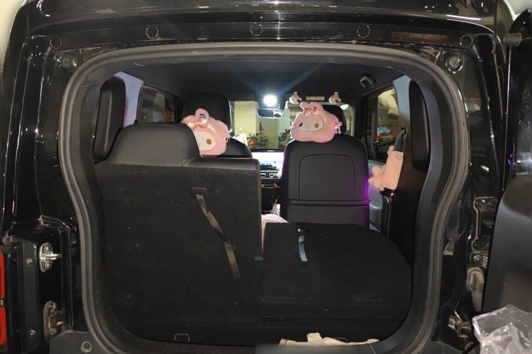 Used Baojun Spark 2023 Flagship Edition Trunk