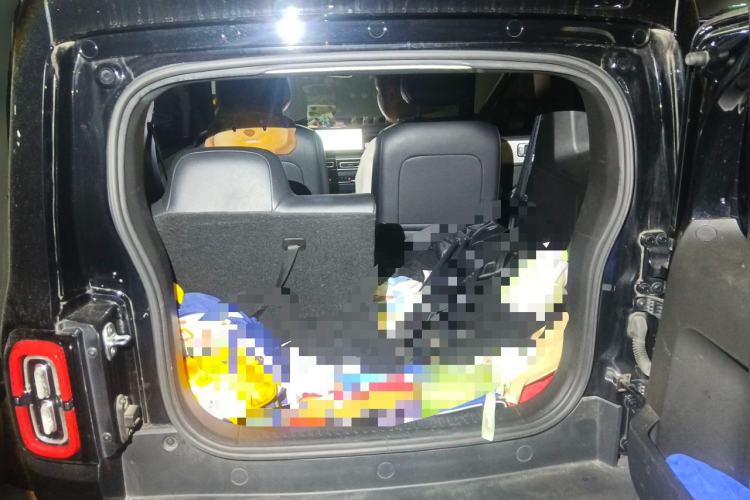 Used Baojun Spark 2023 Flagship Edition Trunk