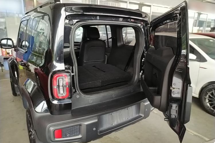 Used Baojun Spark 2023 Flagship Edition Trunk