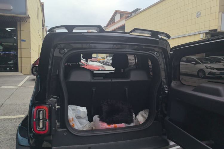 Used Baojun Spark 2023 Flagship Edition Trunk