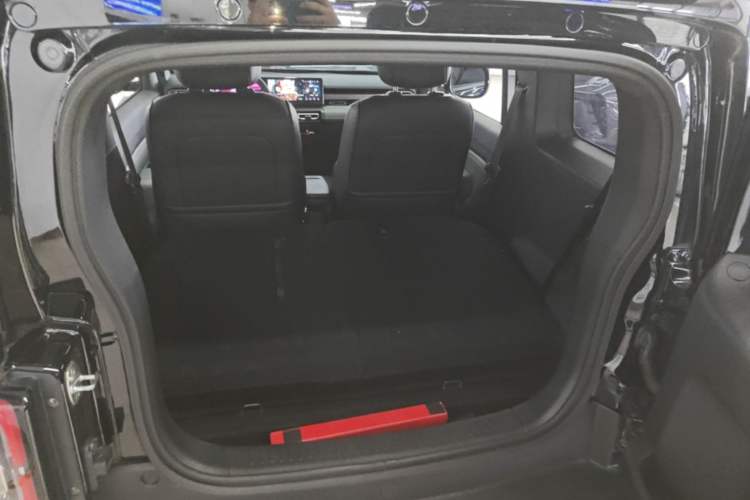 Used Baojun Spark 2023 Flagship Edition Trunk