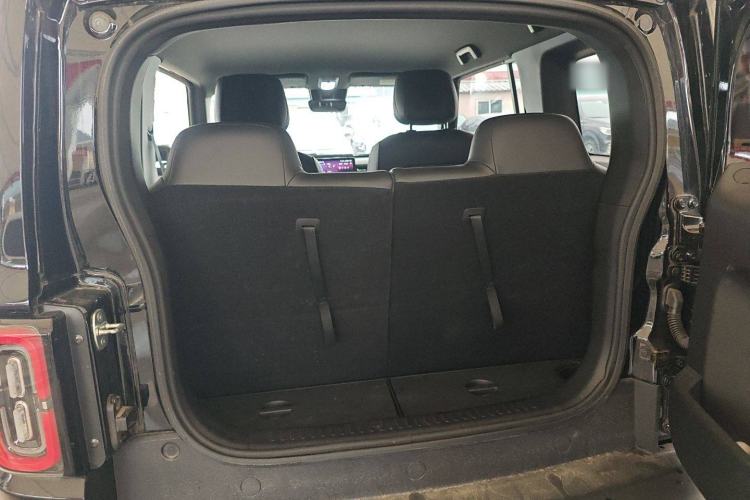 Used Baojun Spark 2023 Flagship Edition Trunk