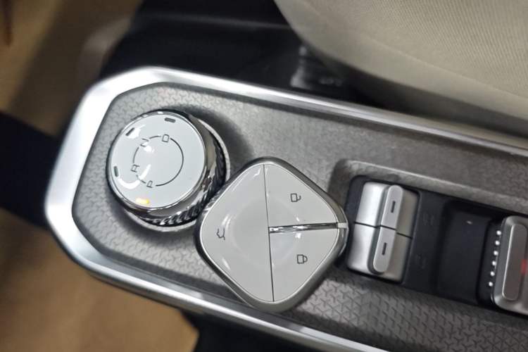 Used Baojun Spark 2023 Flagship Edition Vehicle Key