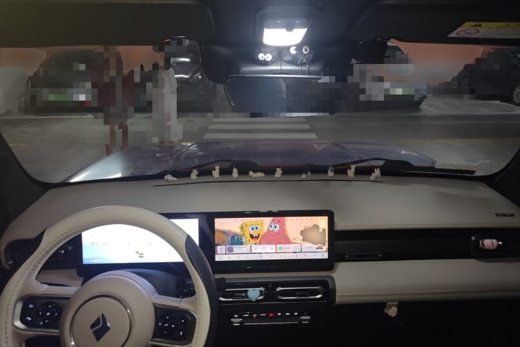 Used Baojun Spark 2023 Intelligent Premium Edition Center Console