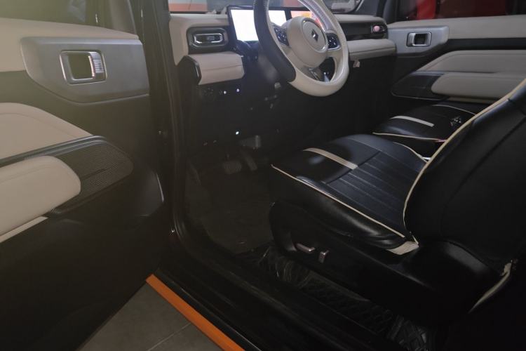 Used Baojun Spark 2023 Intelligent Premium Edition Driver Seat