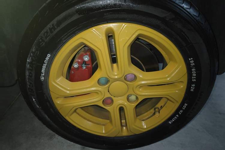 Used Baojun Spark 2023 Intelligent Premium Edition Right Front Wheel Hub