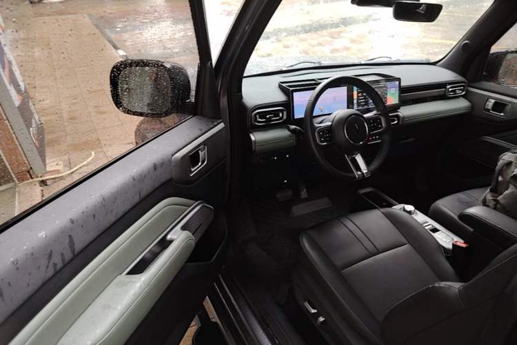 Used Baojun Spark 2023 Intelligent Premium Edition Driver Seat
