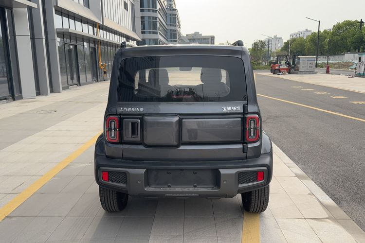 Used Baojun Spark 2023 Flagship Edition Exterior 4
