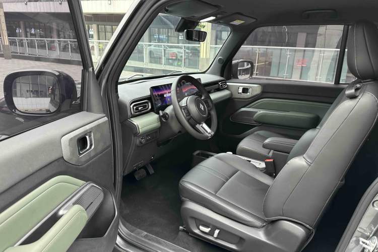 Used Baojun Spark 2023 Flagship Edition Interior 2
