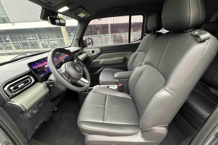 Used Baojun Spark 2023 Flagship Edition Interior 6