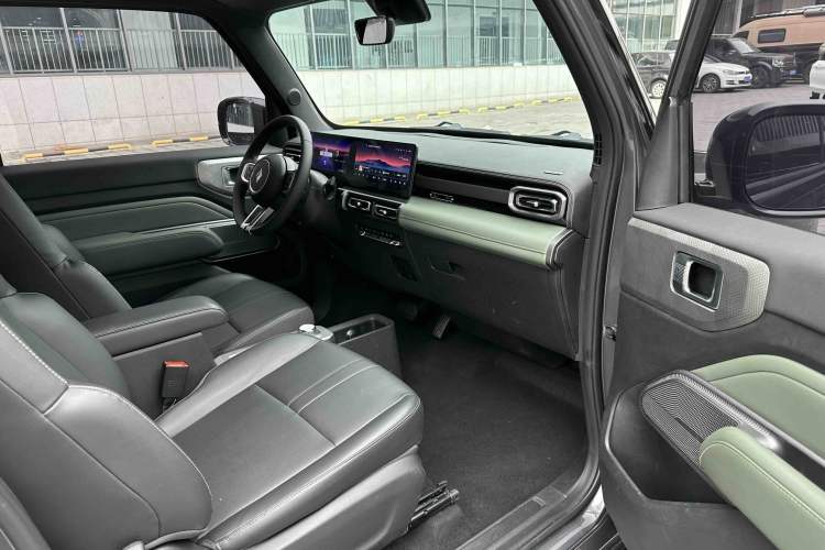 Used Baojun Spark 2023 Flagship Edition Interior 9