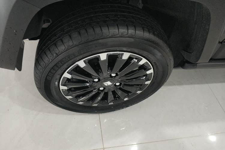 Used Baojun Spark 2023 Flagship Edition Left Front Wheel Hub