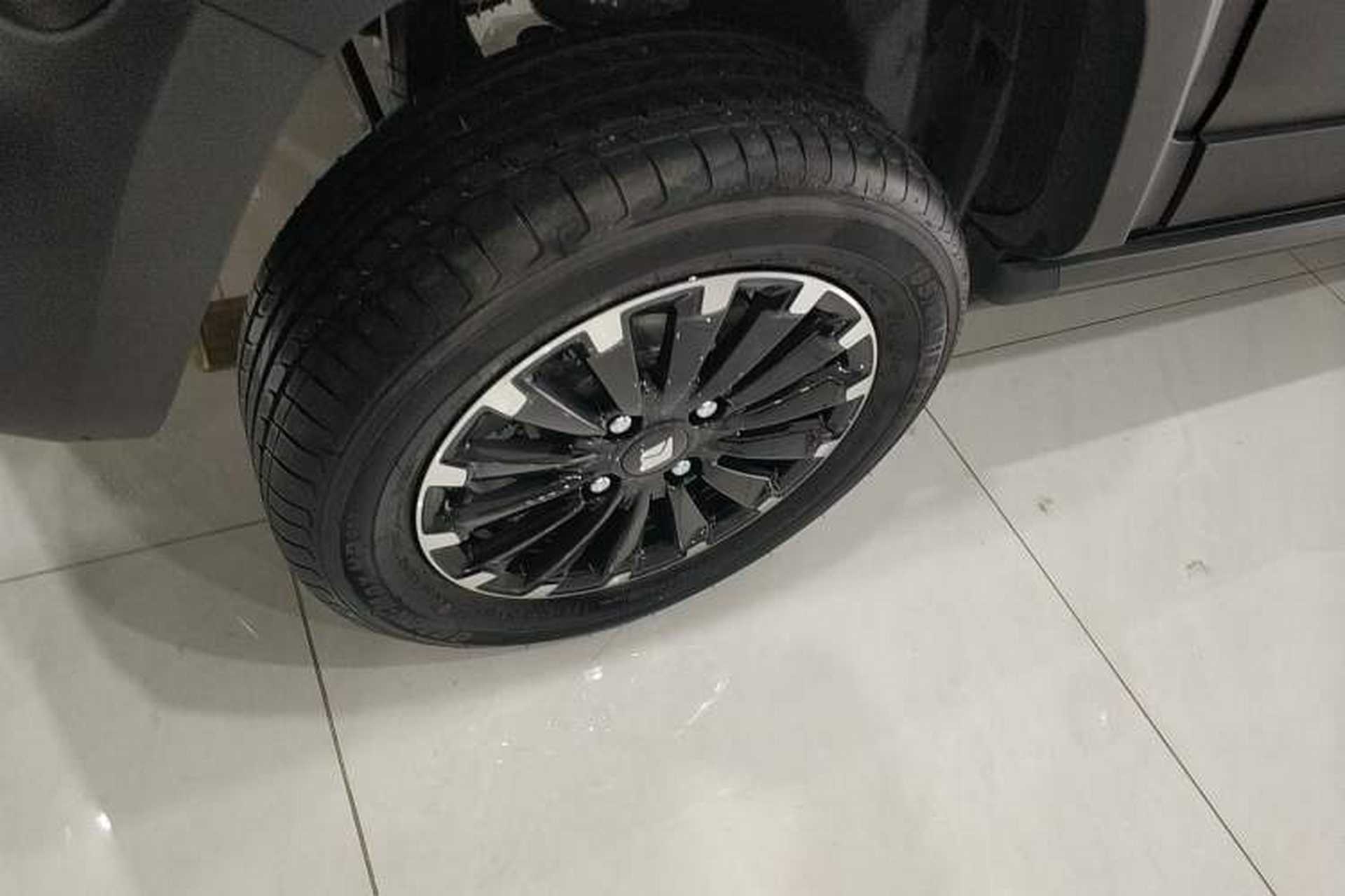 Used Baojun Spark 2023 Flagship Edition Right Rear Wheel Hub